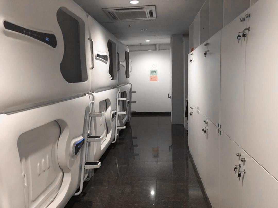 Capsule Inn Kota Kinabalu Extérieur photo